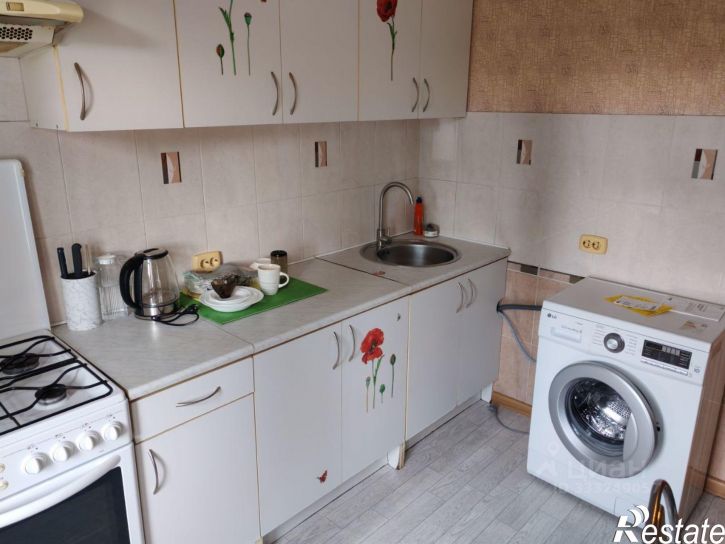 2-комн квартира ул Академика Парина, 4,  д. 4