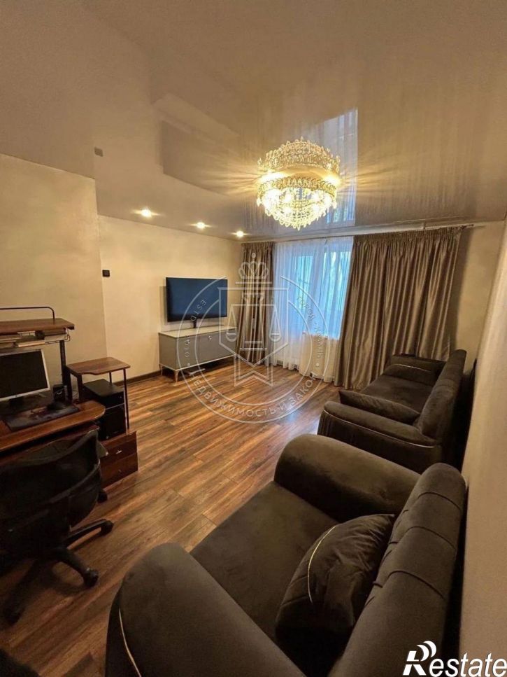 3-комн квартира Рихарда Зорге ул, 83