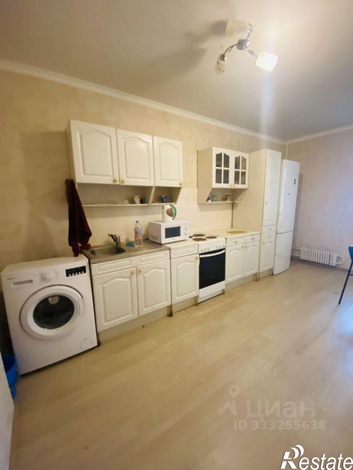 1-комн квартира пр-кт Победы, 100,  д. 100