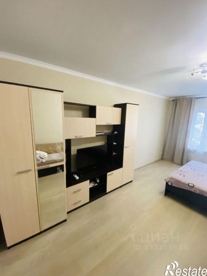 1-комн квартира пр-кт Победы, 100,  д. 100