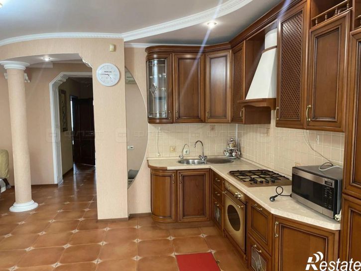 3-комн квартира ул. Рихарда Зорге д.13б