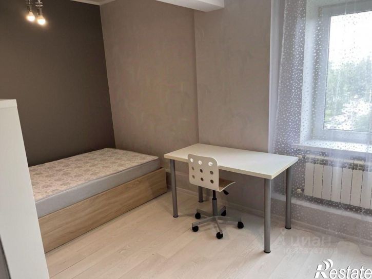3-комн квартира ул Юлиуса Фучика, 151,  д. 151