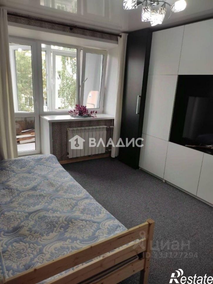 2-комн квартира ул Лейтенанта Красикова, 4,  д. 4