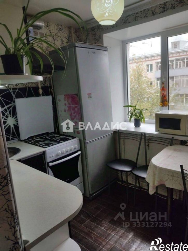 2-комн квартира ул Лейтенанта Красикова, 4,  д. 4