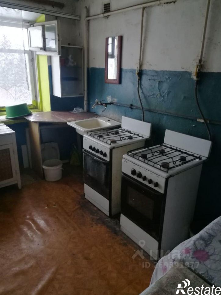 Комната ул Академика Кирпичникова, 23,  д. 23