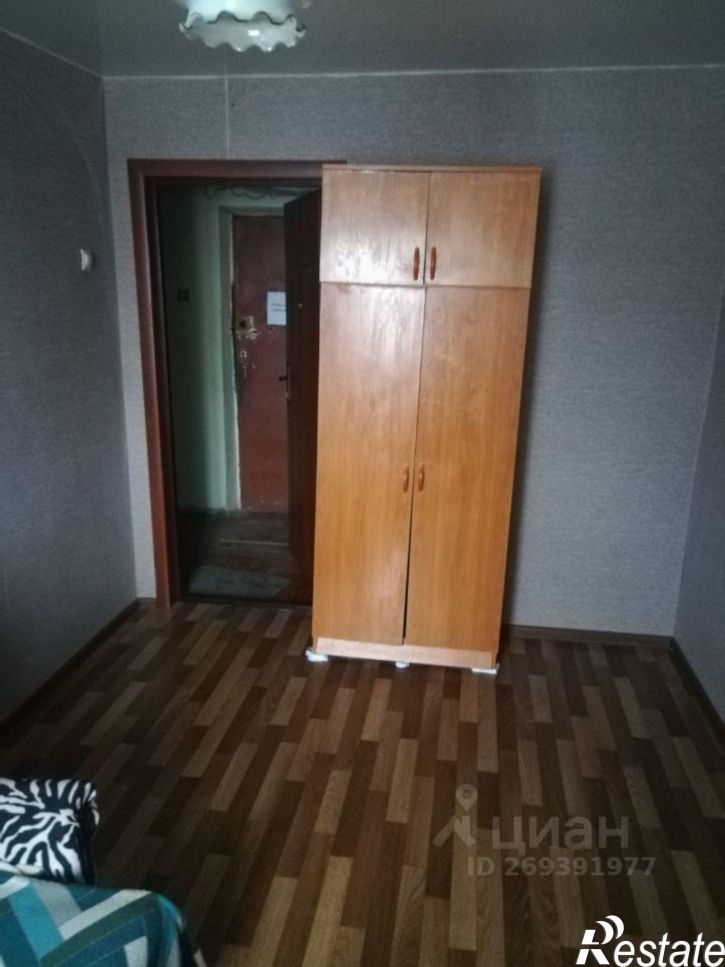 Комната ул Академика Кирпичникова, 23,  д. 23