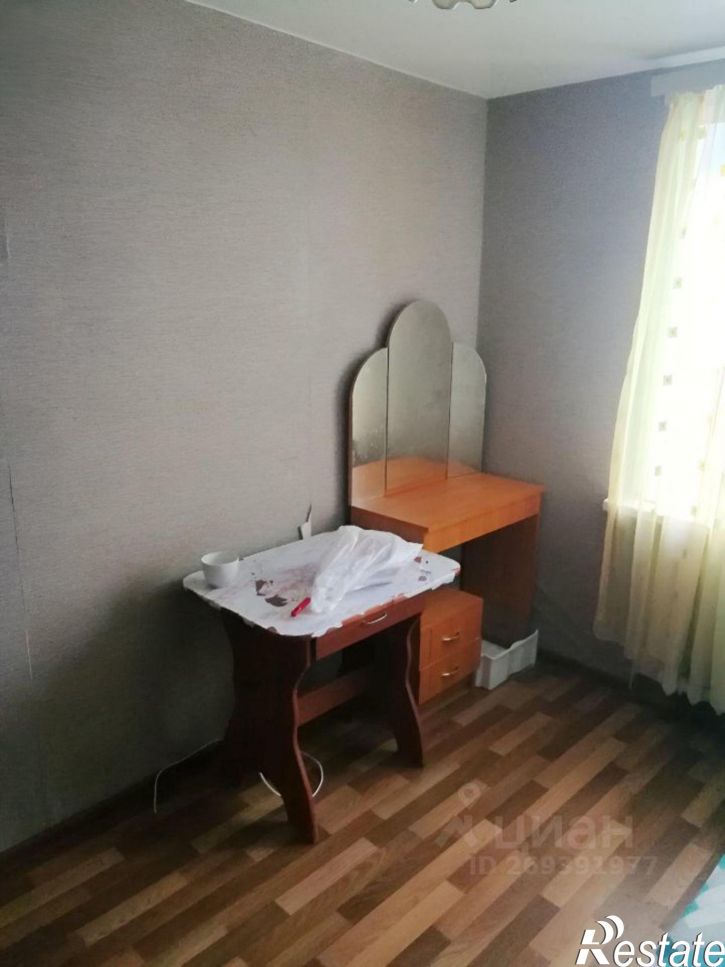 Комната ул Академика Кирпичникова, 23,  д. 23