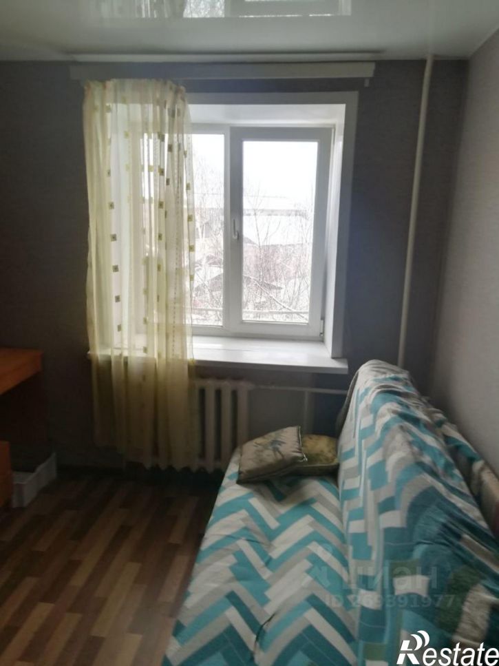 Комната ул Академика Кирпичникова, 23,  д. 23