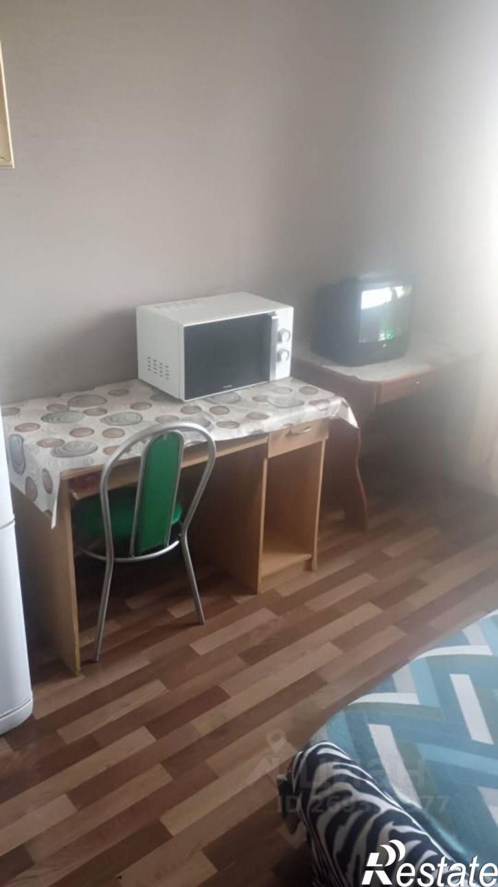 Комната ул Академика Кирпичникова, 23,  д. 23
