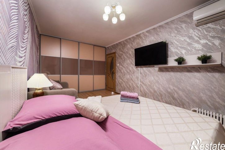 2-комн квартира ул Чистопольская, 33,  д. 33