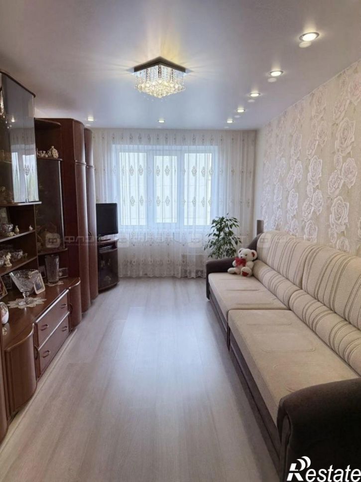 2-комн квартира ул. Адоратского, дом 46