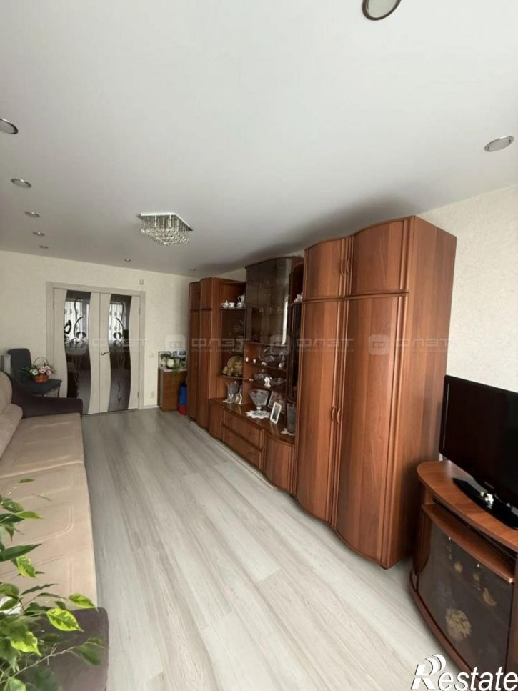 2-комн квартира ул. Адоратского, дом 46