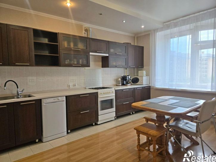 3-комн квартира ул. Курская, дом 23