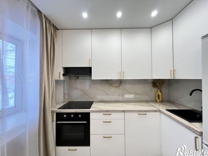 3-комн квартира ул. Авангардная, дом 153