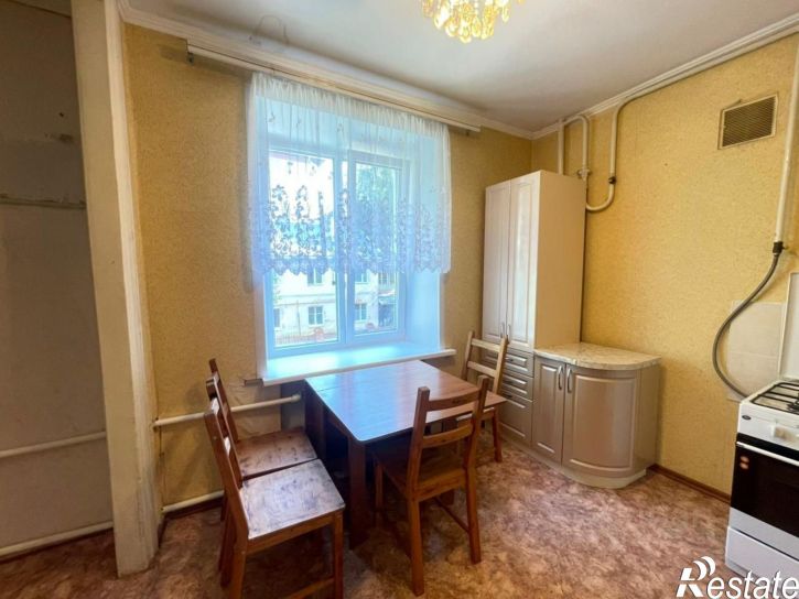 2-комн квартира ул Искра, 11,  д. 11