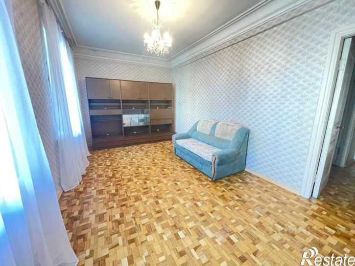2-комн квартира ул Искра, 11,  д. 11