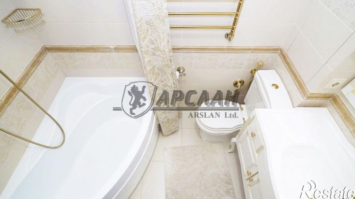4-комн квартира ул Айвазовского, 14А,  д. 14А
