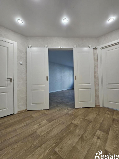 Продажа 2-комн квартиры Бирюзовая ул, 9