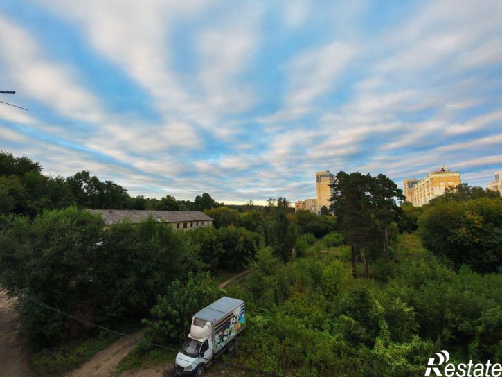 2-комн квартира Железнодорожников ул, 6