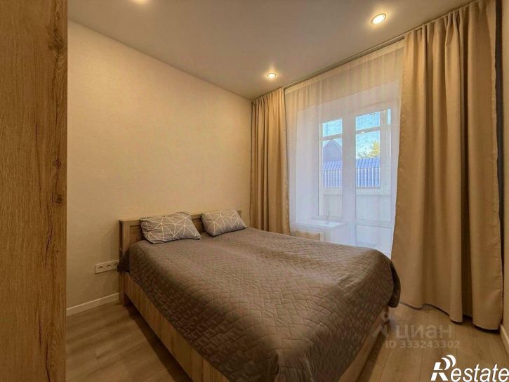 3-комн квартира пр-кт Победы, 35А,  д. 35А