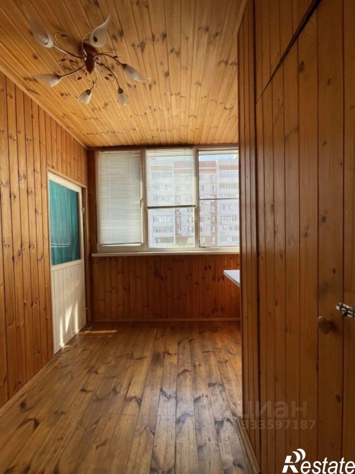 4-комн квартира улица Блюхера, 6,  д. 6