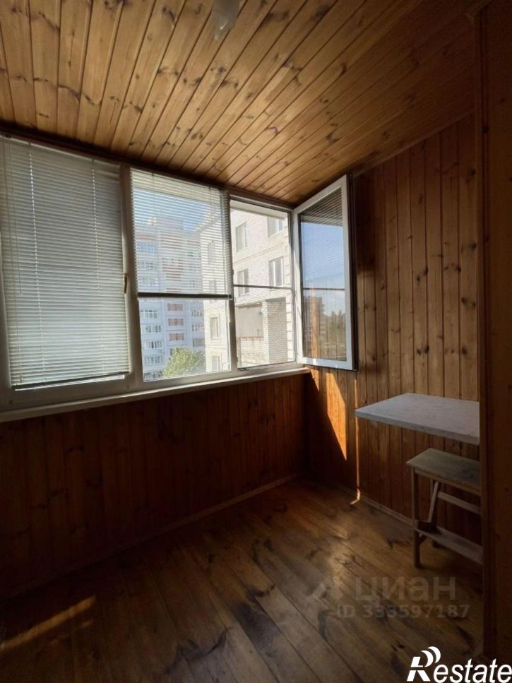 4-комн квартира улица Блюхера, 6,  д. 6