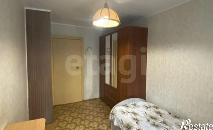 3-комн квартира улица Кулахметова, 11,  д. 11