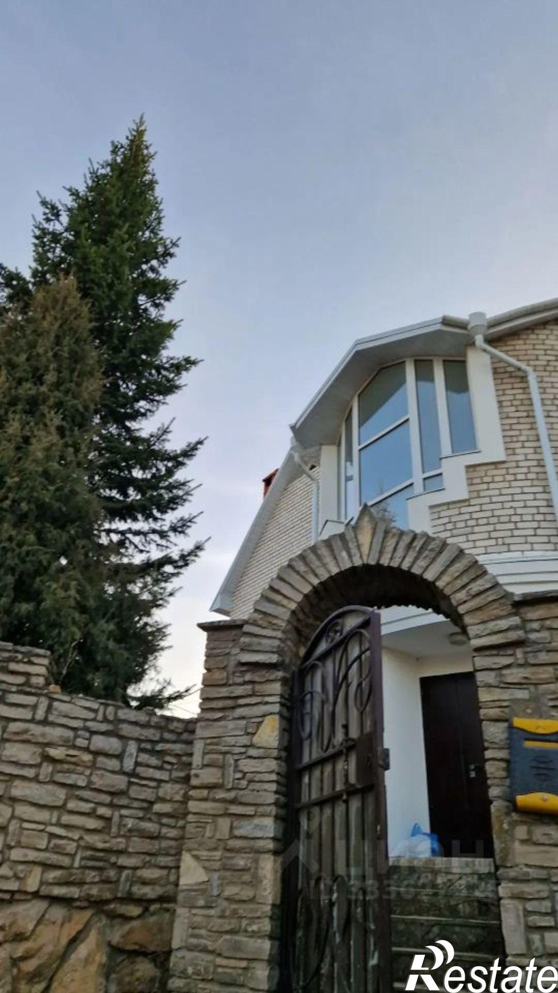 Купить дачу, дом, коттедж за 28 900 000 рублей на улица Сабит, 7