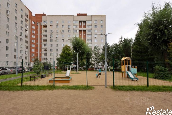 3-комн квартира ул Юлиуса Фучика, 14Б,  д. 14Б