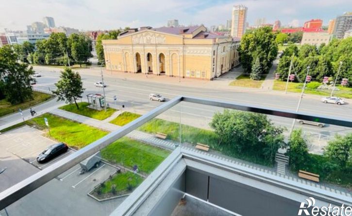 3-комн квартира ул Шаляпина, 28,  д. 28
