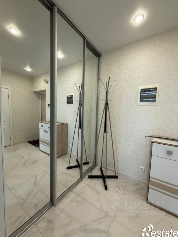 1-комн квартира улица Аделя Кутуя, 110Д к2,  д. 110Д к2