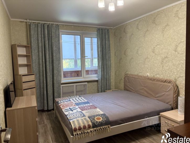2-комн квартира улица Юлиуса Фучика, 38,  д. 38