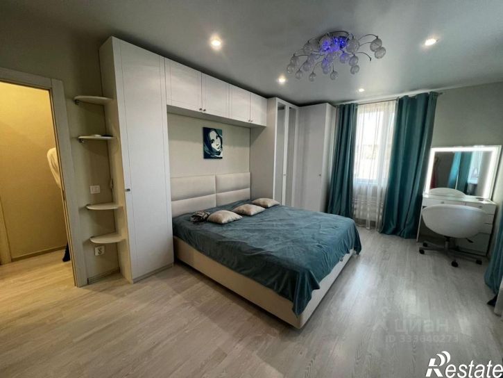 2-комн квартира улица Космонавтов, 61Б,  д. 61Б