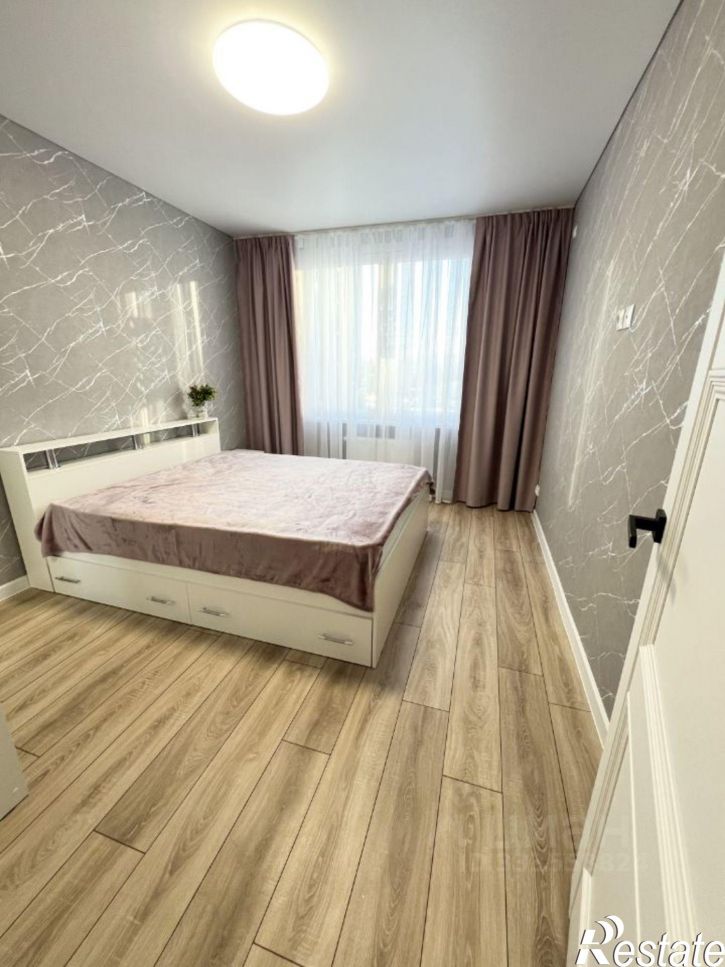 2-комн квартира улица Рашида Нежметдинова, 11,  д. 11