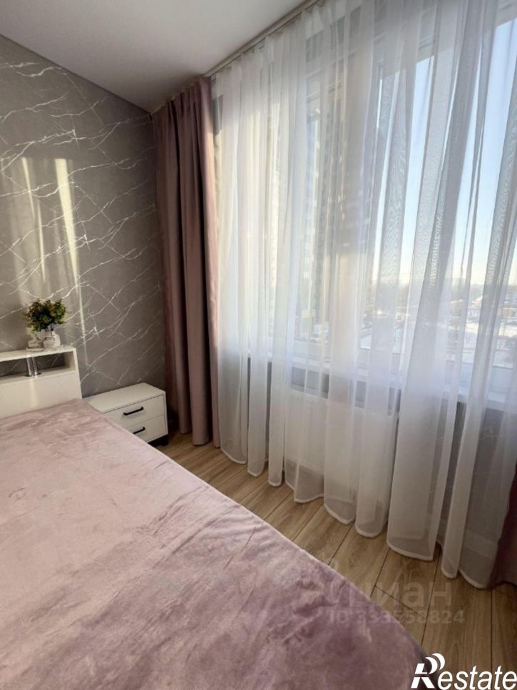 2-комн квартира улица Рашида Нежметдинова, 11,  д. 11