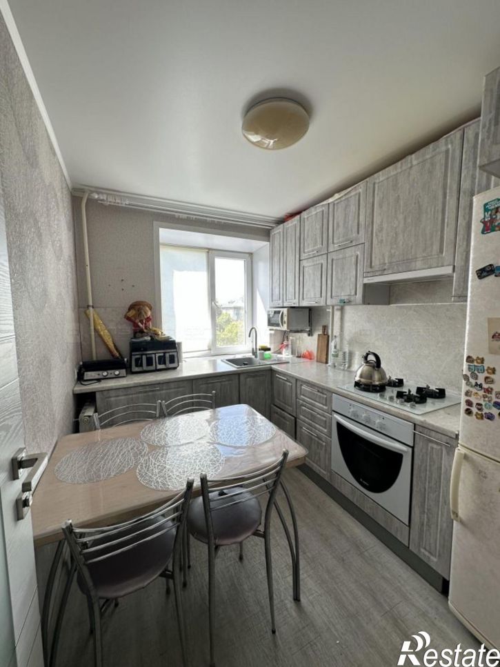 3-комн квартира ул. Короленко, дом 53