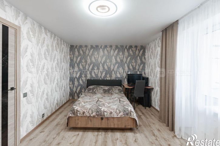3-комн квартира ул. Академика Парина, дом 6