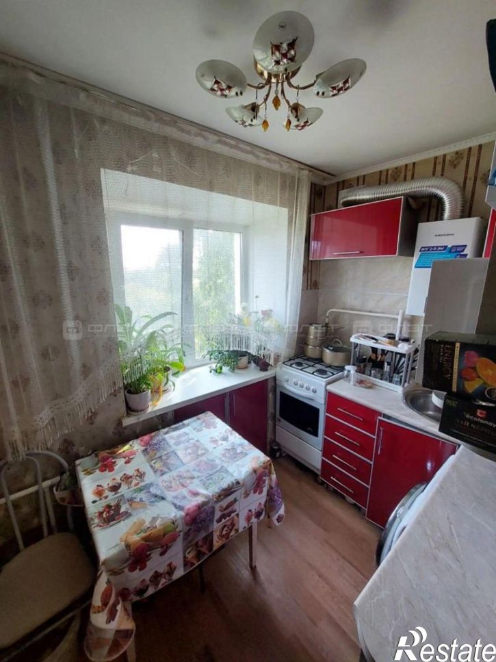 2-комн квартира ул. Химиков, дом 15