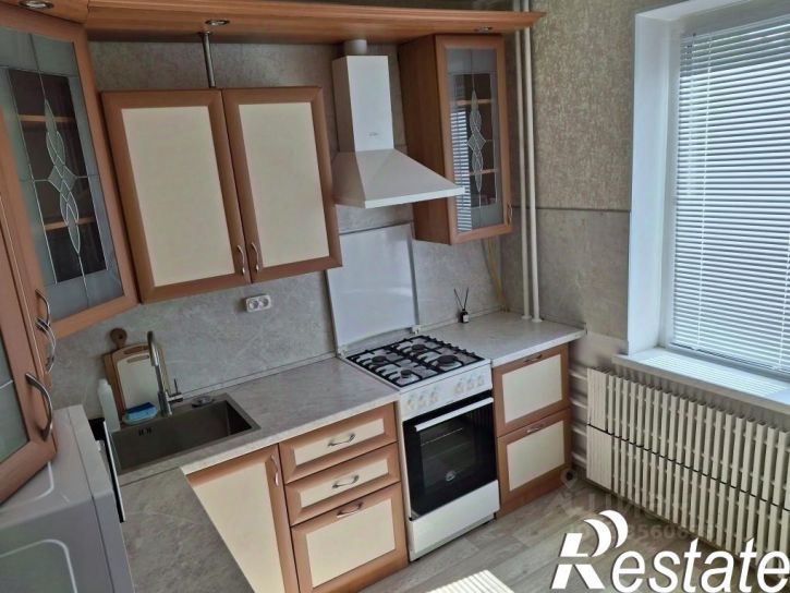 1-комн квартира улица Адоратского, 64,  д. 64