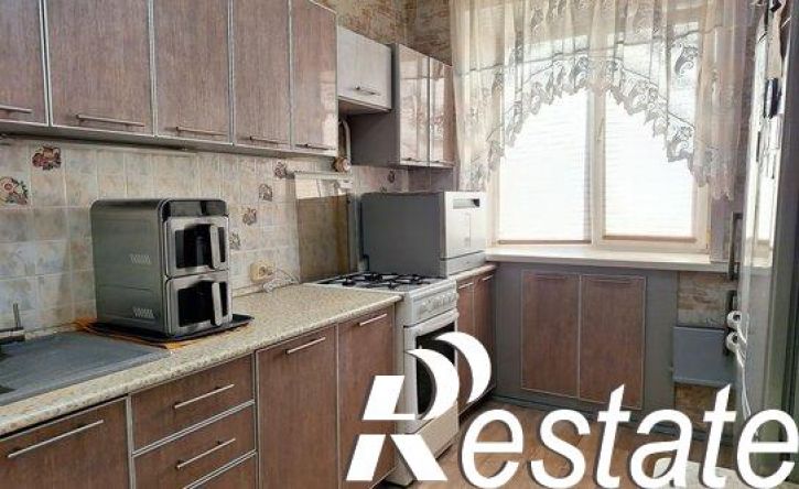 4-комн квартира улица Кутузова, 10А,  д. 10А