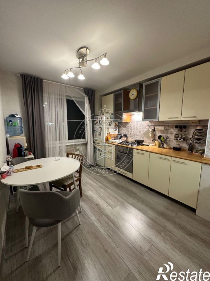 3-комн квартира Парковая ул, 18