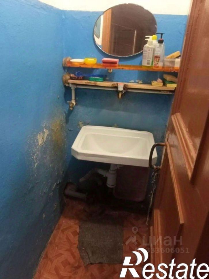 Комната Привокзальная улица, 42,  д. 42