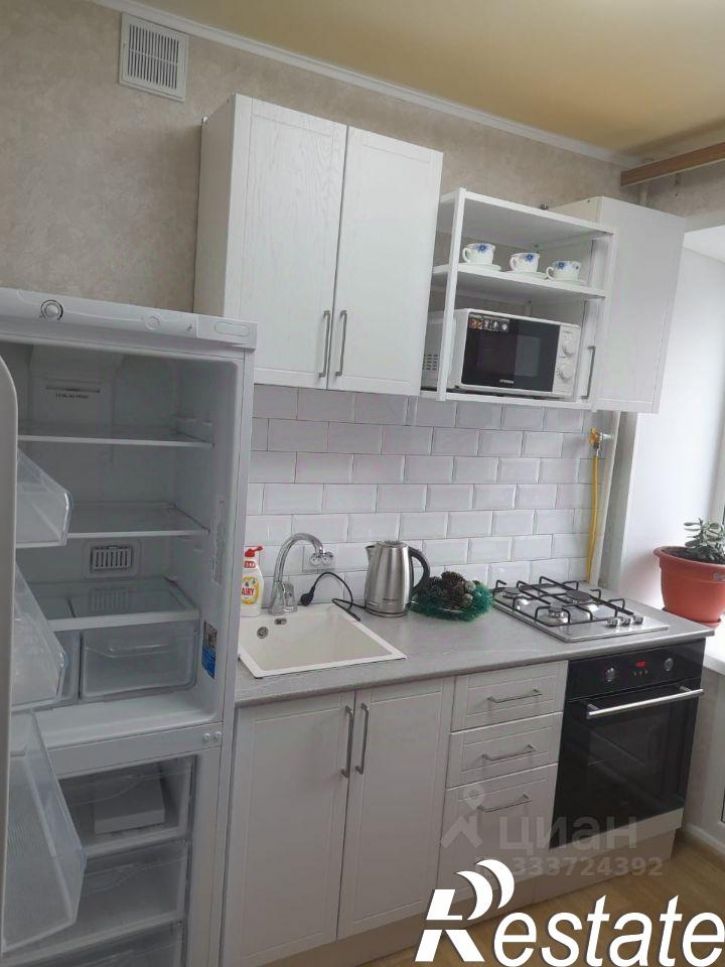 1-комн квартира улица Братьев Касимовых, 42,  д. 42