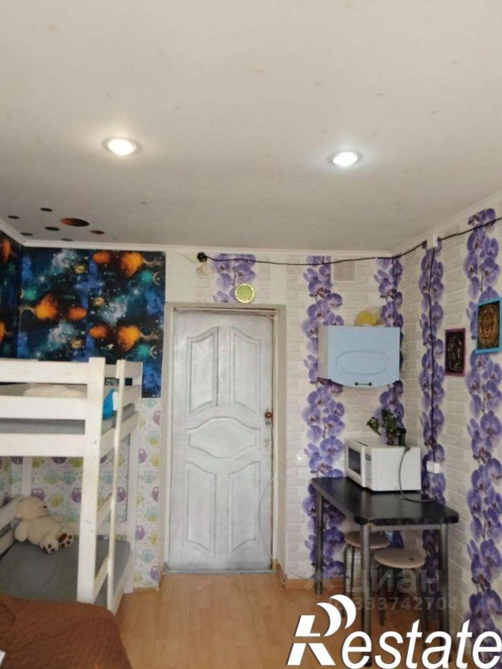 Комната улица Сары Садыковой, 20,  д. 20