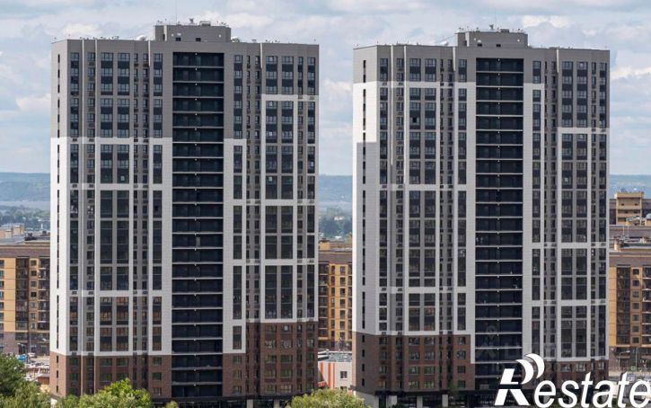 2-комн квартира улица Рауиса Гареева, 105Б,  д. 105Б