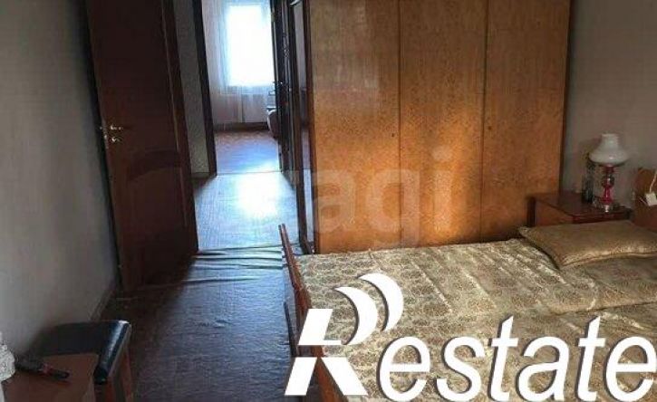 3-комн квартира улица Адоратского, 10,  д. 10