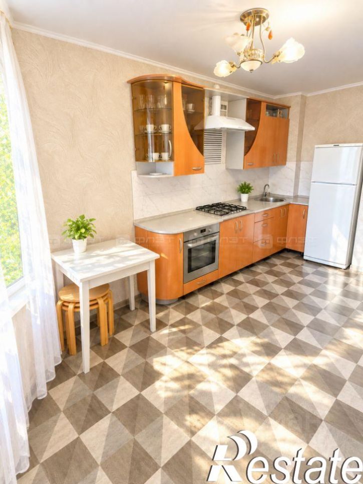 2-комн квартира Широкая улица, 2,  д. 2