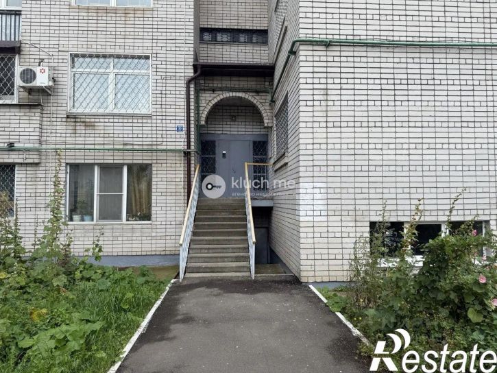 3-комн квартира улица Космонавтов, 55,  д. 55