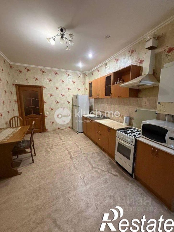 1-комн квартира улица Мулланура Вахитова, 8,  д. 8