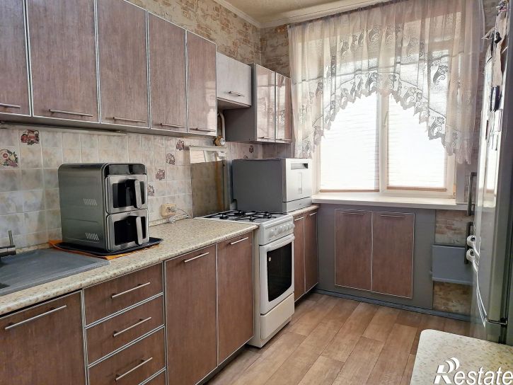 4-комн квартира Кутузова улица, д. 10А